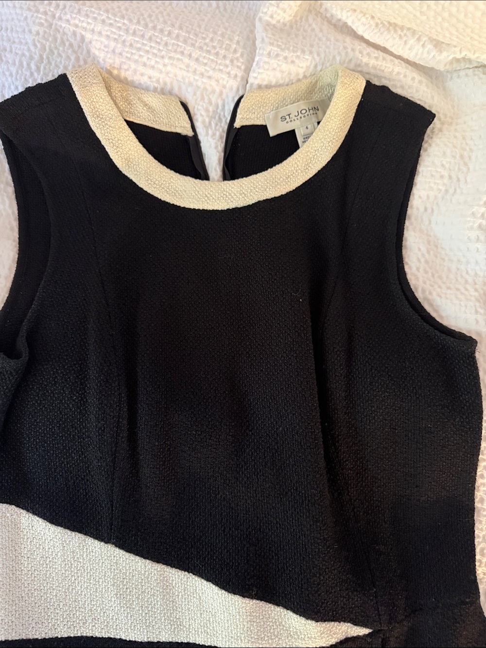 St. John Black with Cream Trim Textured Sleeveless Knit Dress
